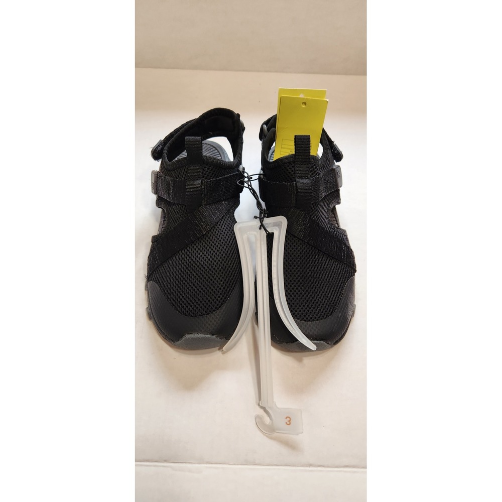 All in Motion Kids Black Athletic Mesh Closed Toe Sandals Size 3 F00011213